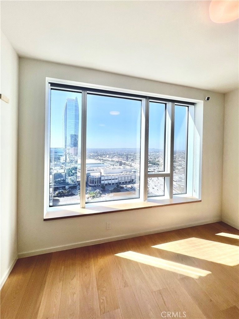 889 Francisco Street - Photo 7