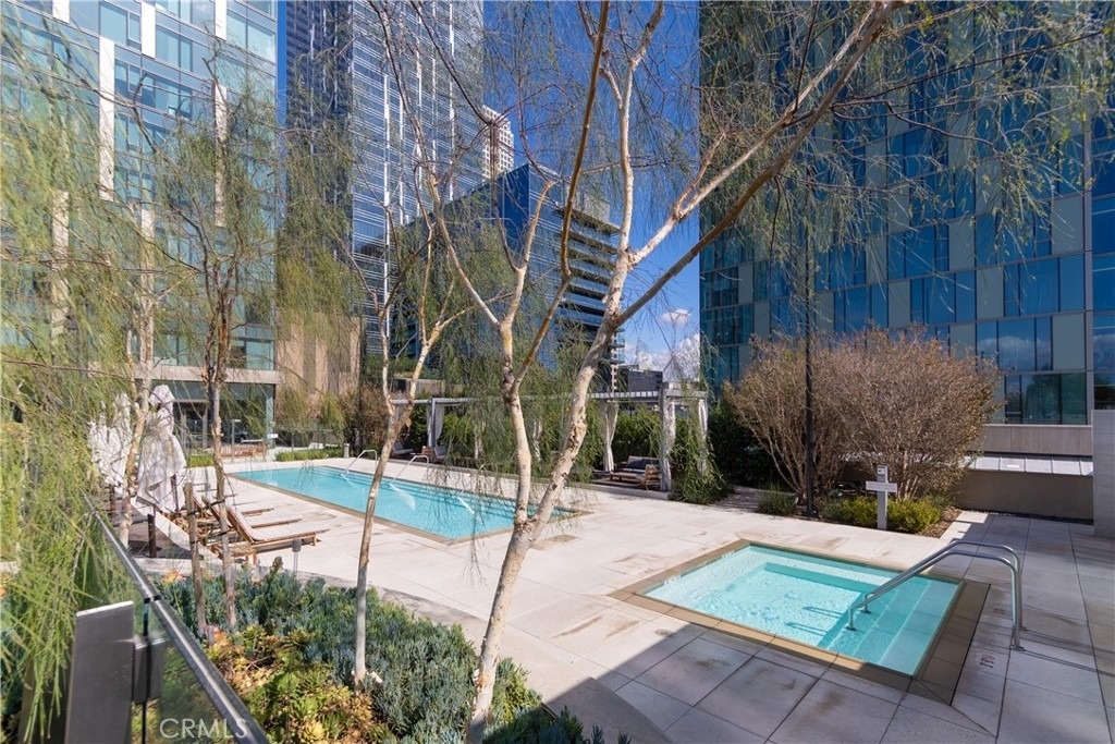 889 Francisco Street - Photo 28