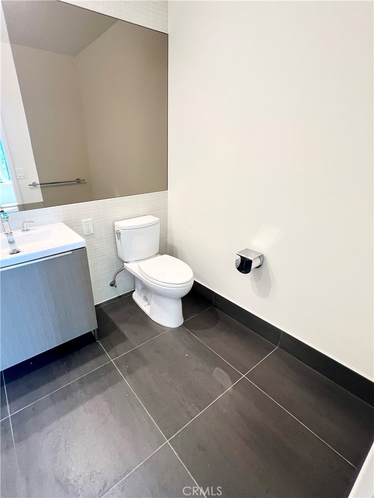 889 Francisco Street - Photo 16