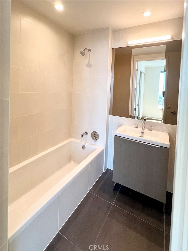 889 Francisco Street - Photo 15