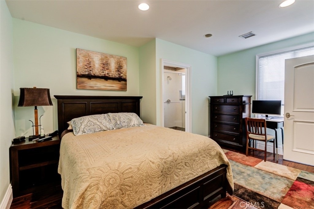 2504 23rd Street - Photo 6
