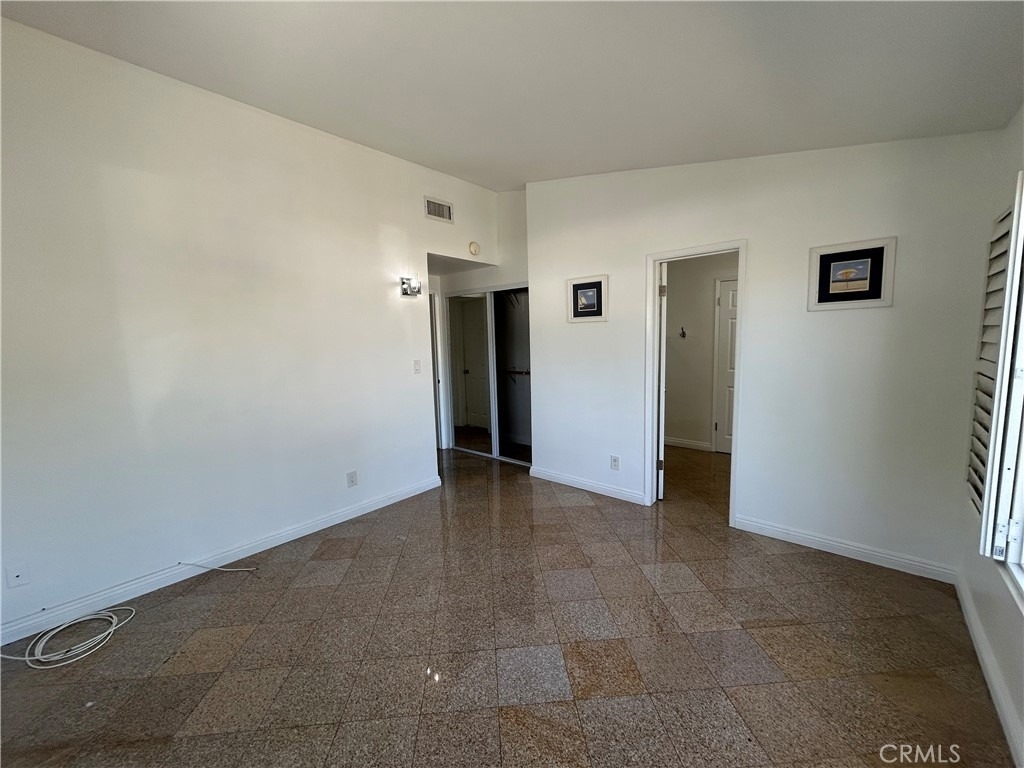 24010 Hatteras - Photo 13