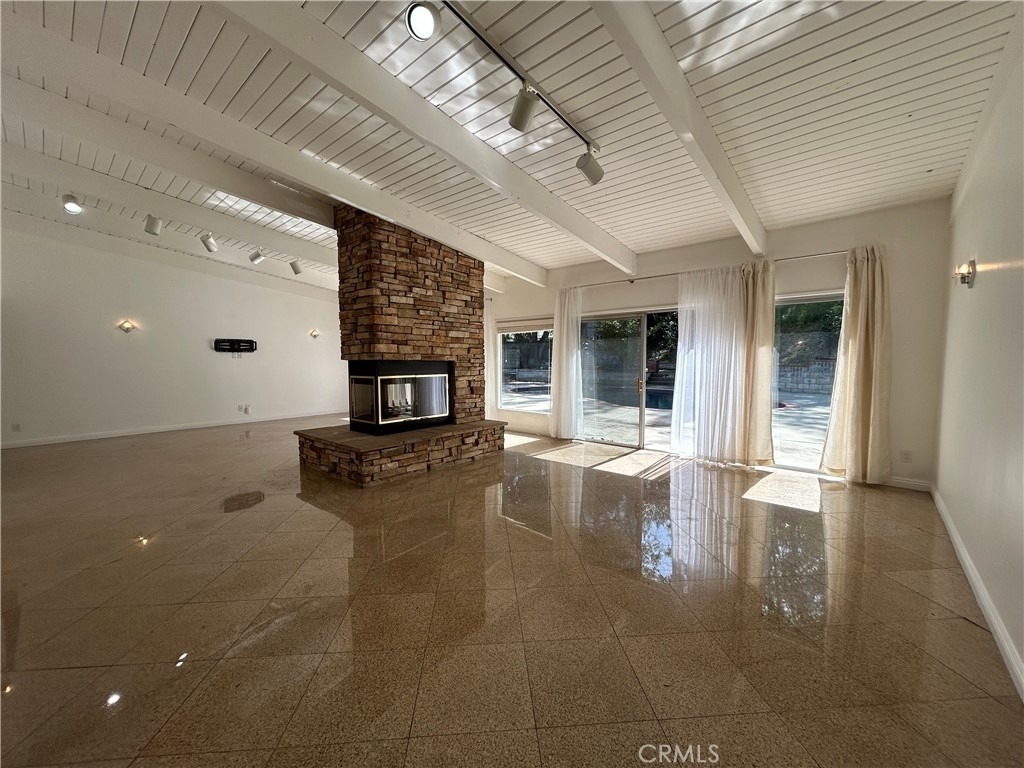 24010 Hatteras - Photo 10