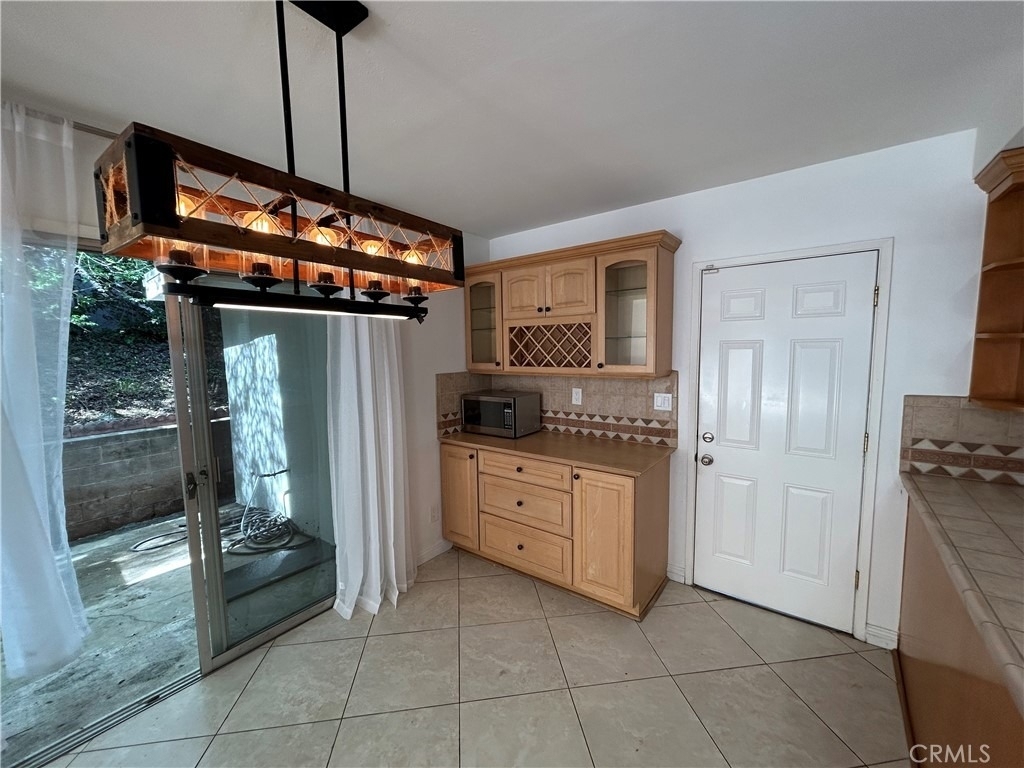 24010 Hatteras - Photo 6