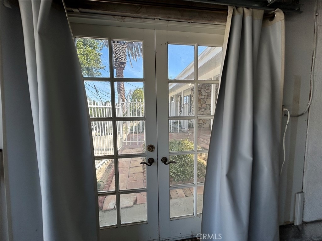 24010 Hatteras - Photo 26