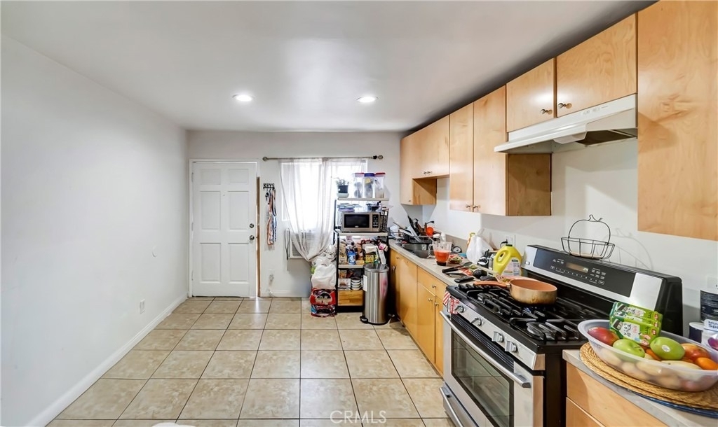 6735 Elmer - Photo 0