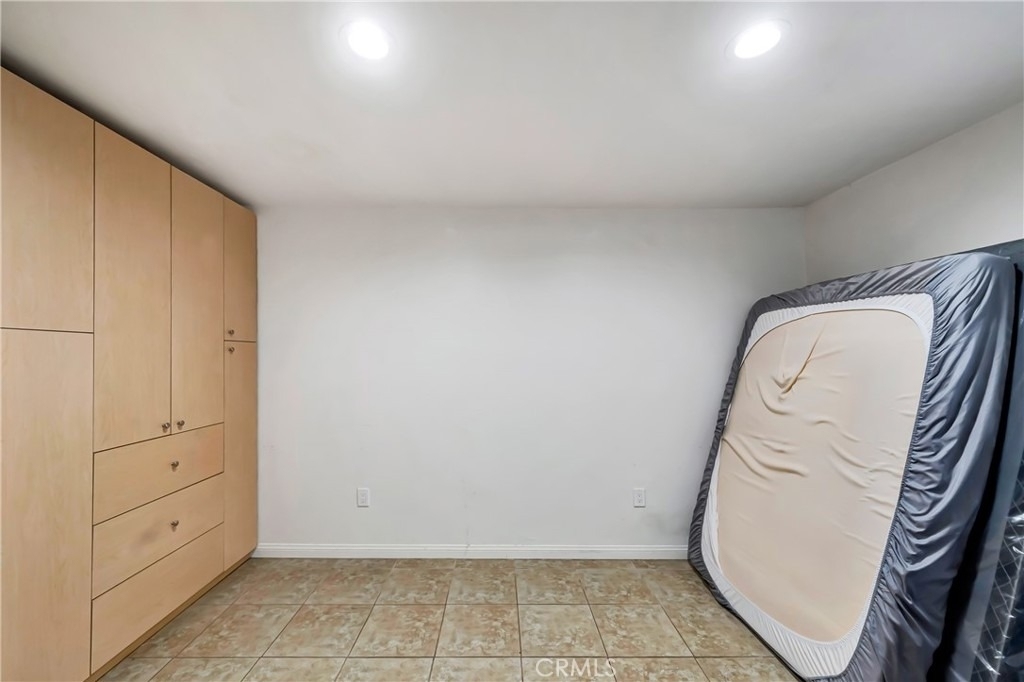 6735 Elmer - Photo 9