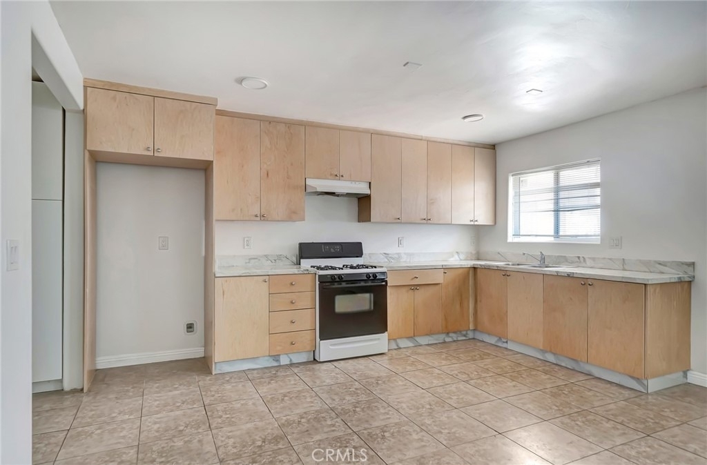 6735 Elmer - Photo 14