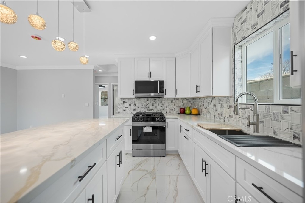 12943 Bess Avenue - Photo 12