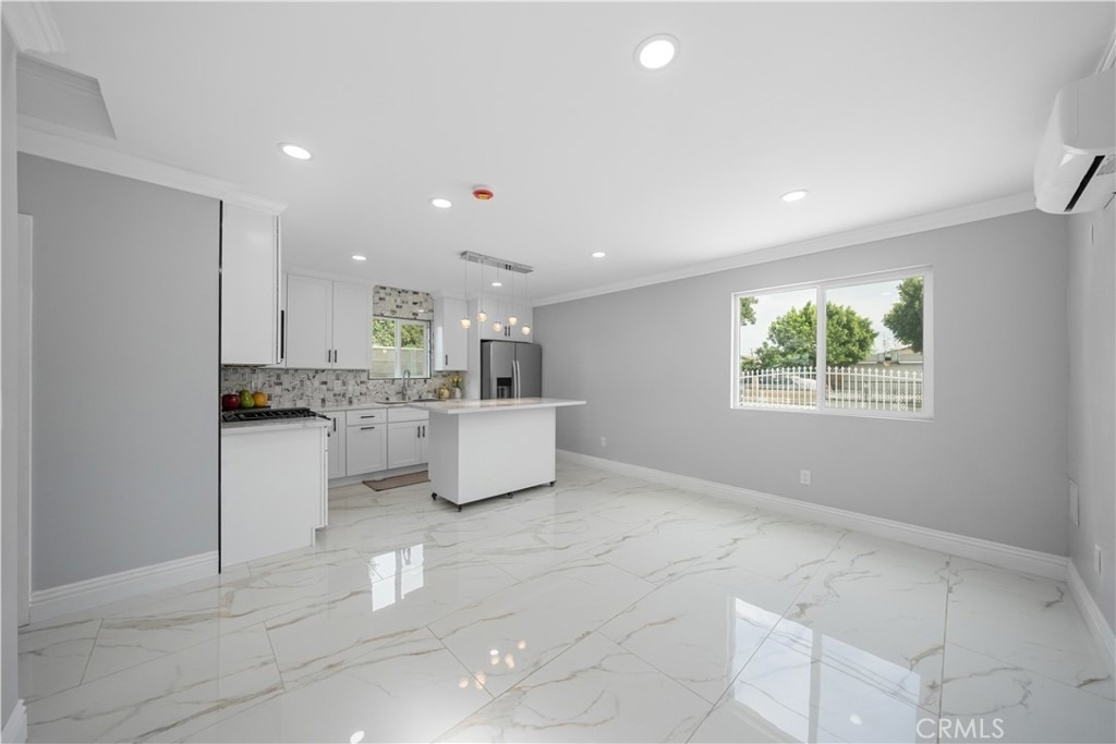 12943 Bess Avenue - Photo 8