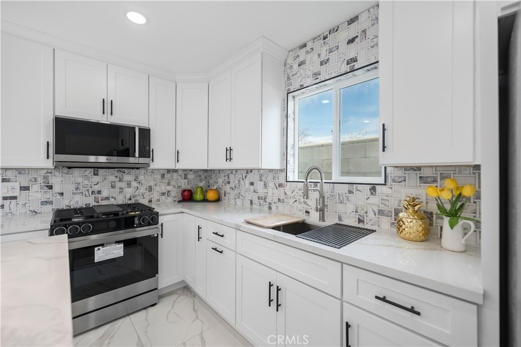 12943 Bess Avenue - Photo 15
