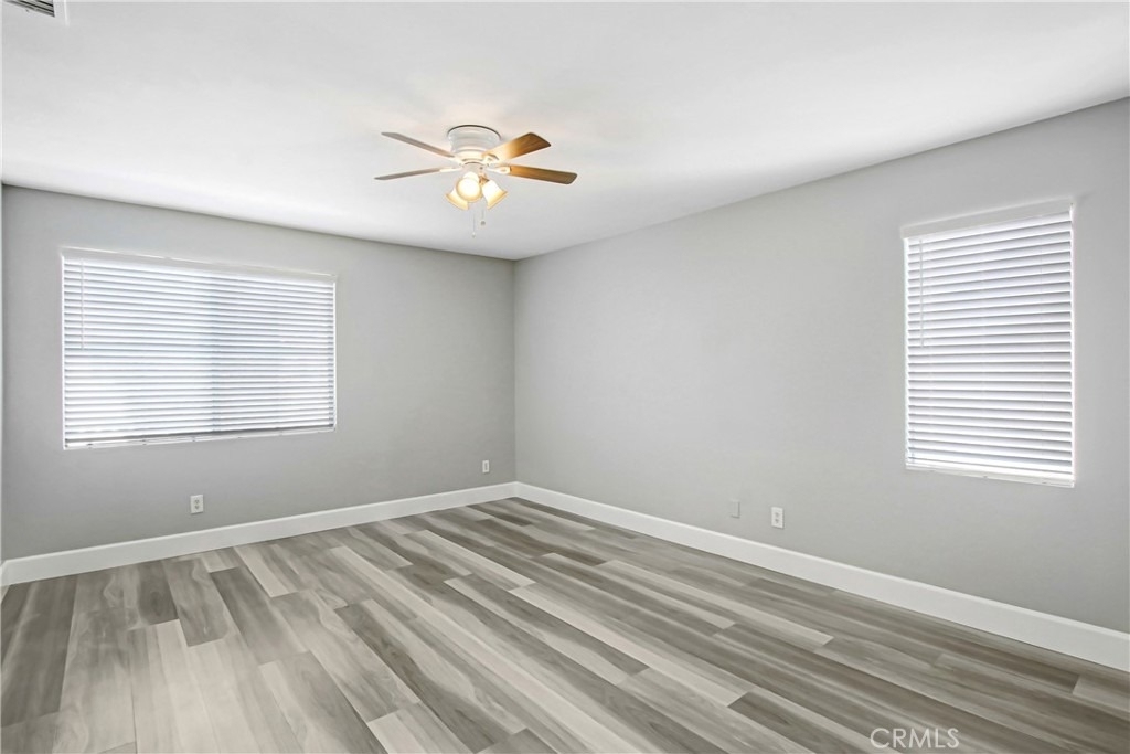 11841 Gage - Photo 12