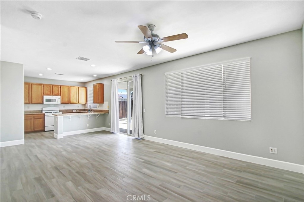 11841 Gage - Photo 3