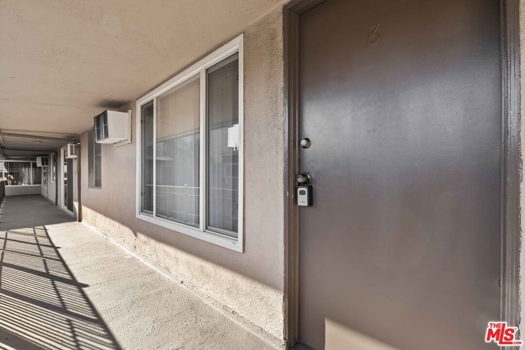 15540 Moorpark Street - Photo 14