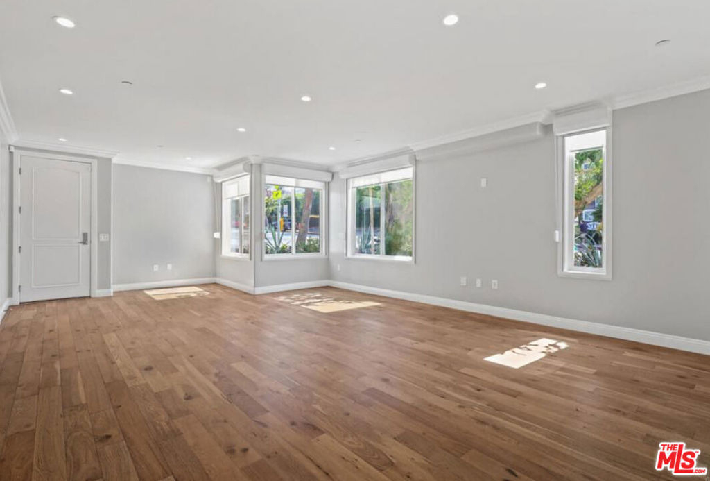 1283 Havenhurst Drive - Photo 1
