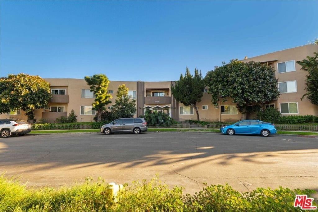 15540 Moorpark Street - Photo 16