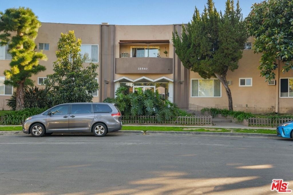 15540 Moorpark Street - Photo 15