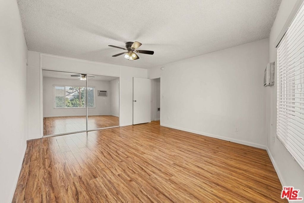 15540 Moorpark Street - Photo 11