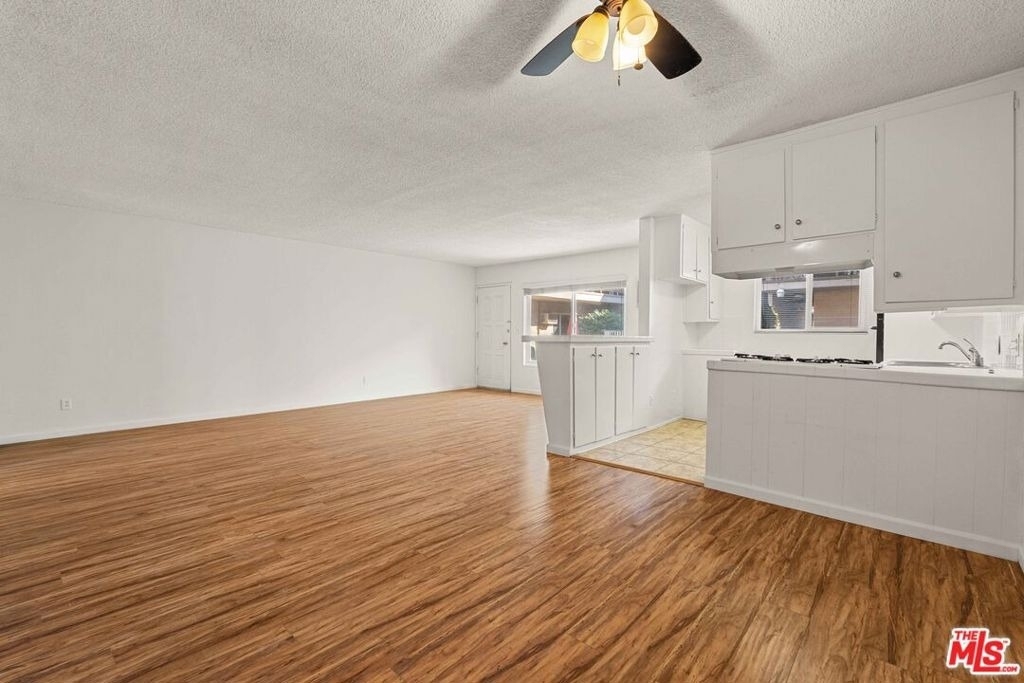 15540 Moorpark Street - Photo 1