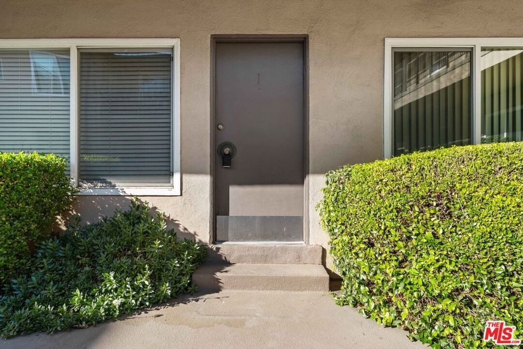 15540 Moorpark Street - Photo 13