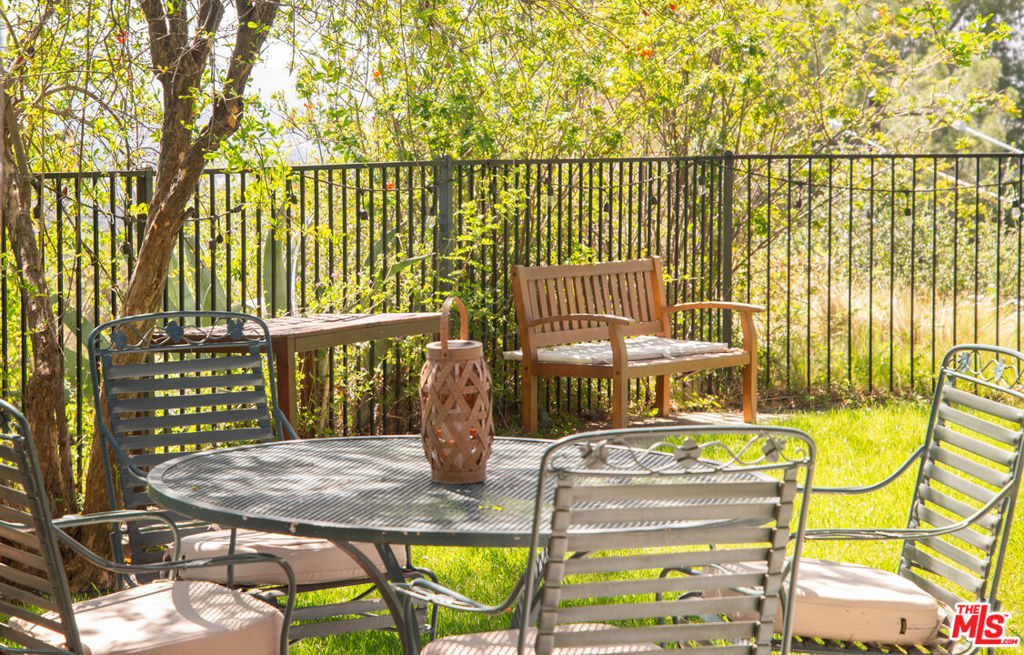 1070 Norumbega Drive - Photo 24