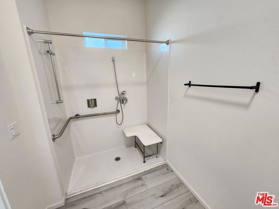 1120 E 25th Street - Photo 6