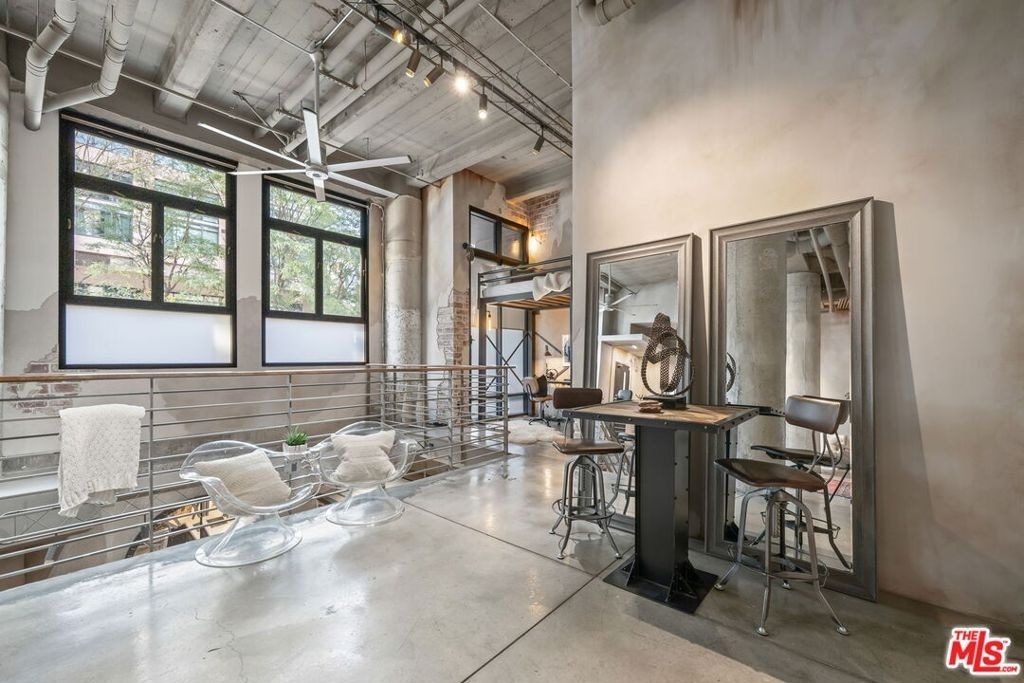 330 W 11th Street - Photo 20