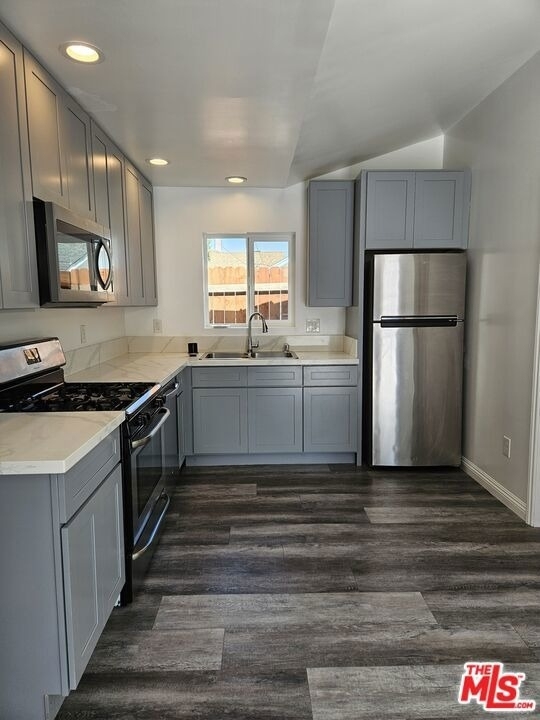 1219 W 47th Street - Photo 0