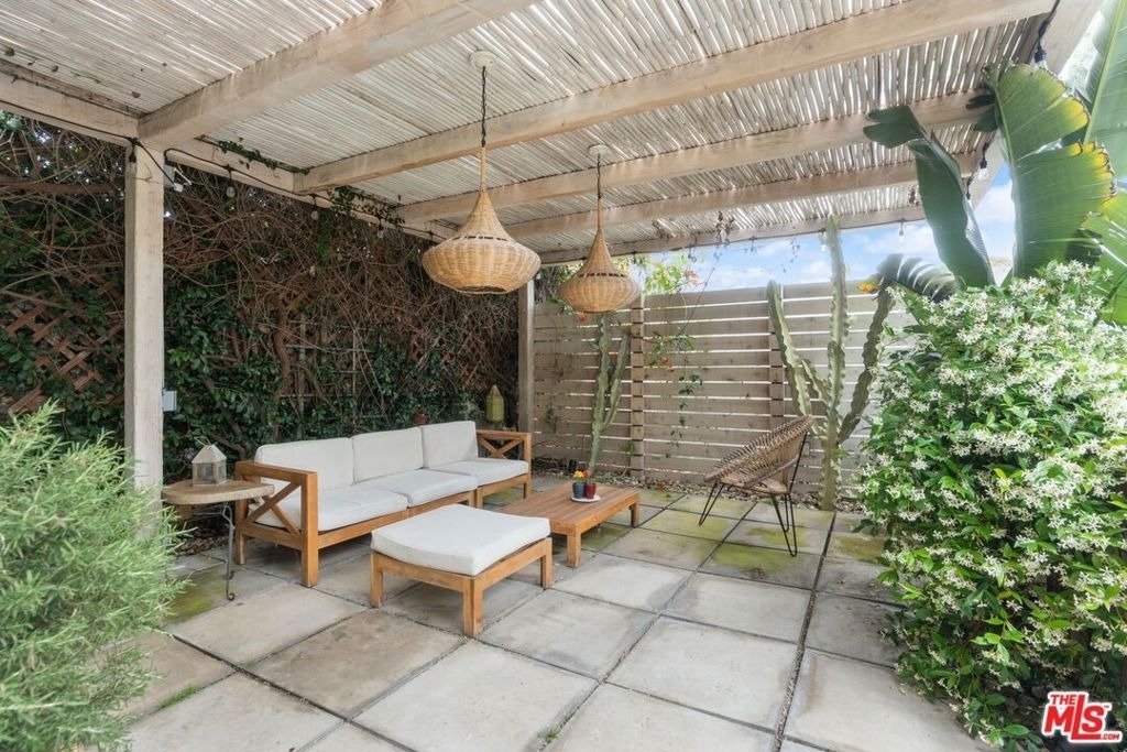 678 Broadway Street - Photo 21