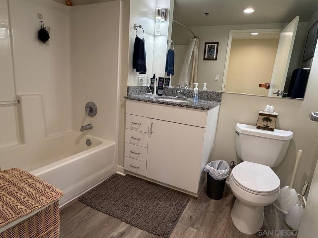 425 W Beech - Photo 16