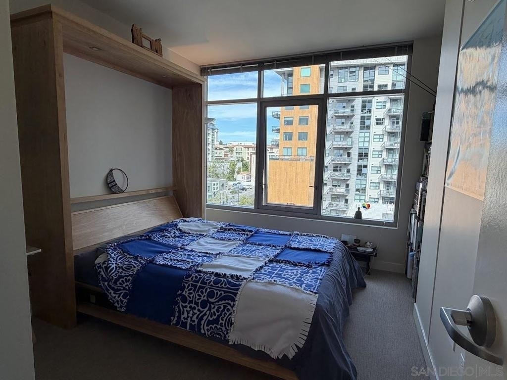 425 W Beech - Photo 6