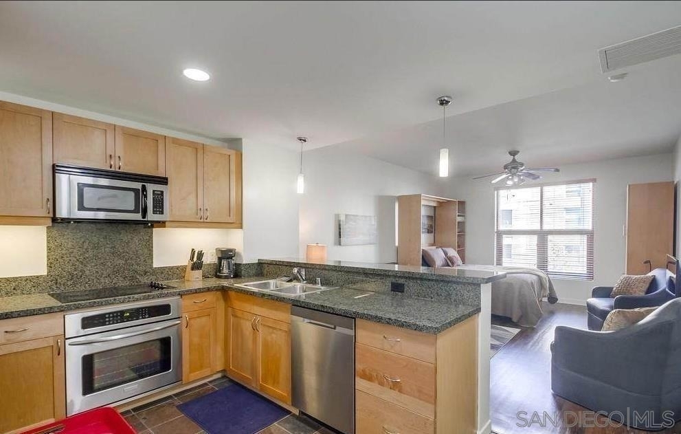 1150 J St - Photo 12