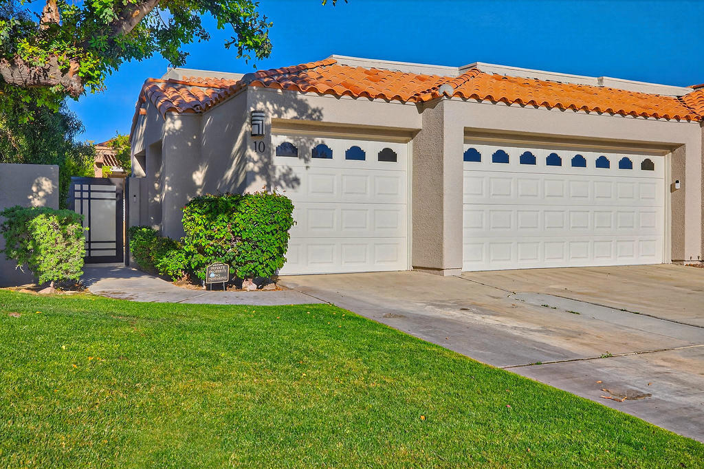 10 Colonial Drive - Photo 24