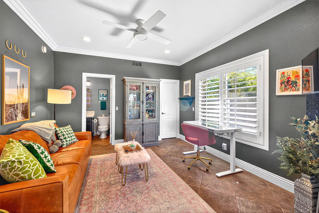 10 Colonial Drive - Photo 12