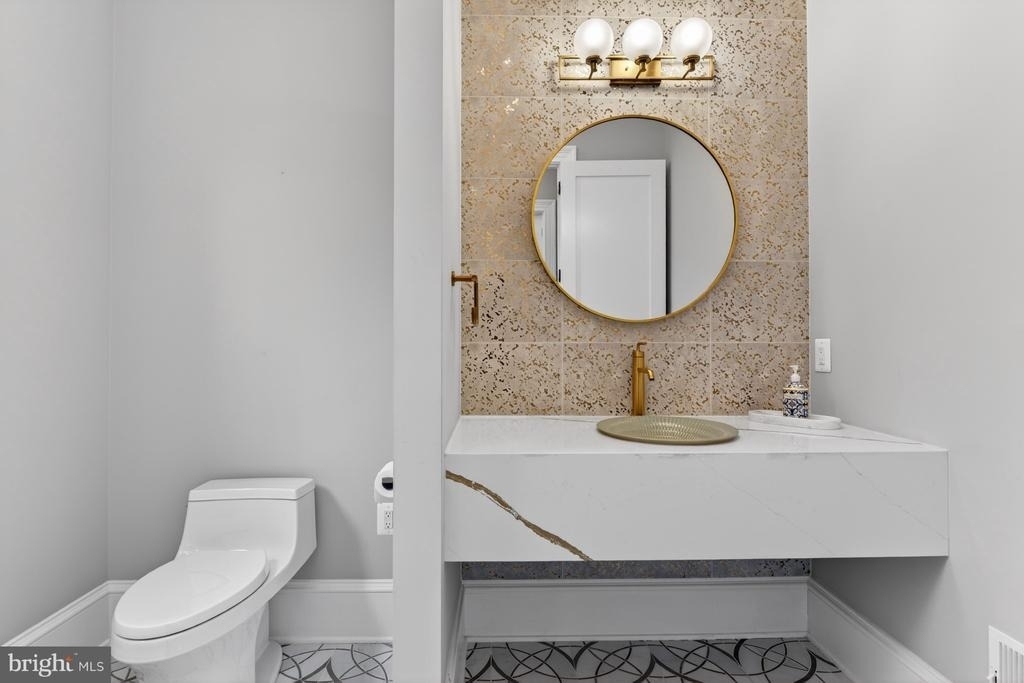 7002 River Oaks Drive - Photo 16