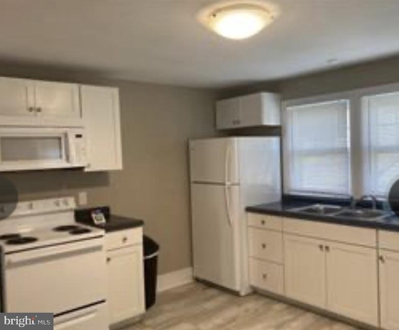 915 William Street - Photo 3