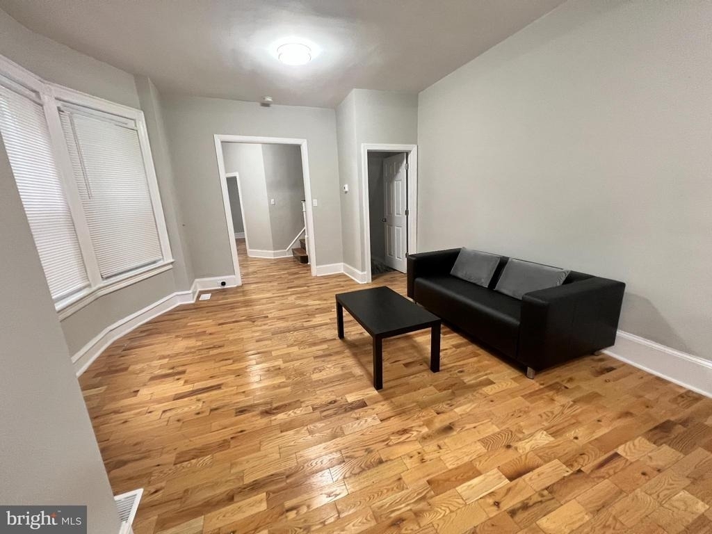 3312 Haverford Avenue - Photo 5