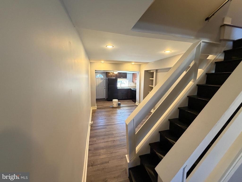 134 W Airy Street - Photo 1