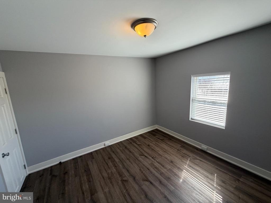 134 W Airy Street - Photo 8