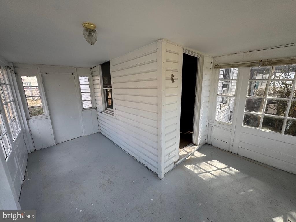 729 E Haverford Road - Photo 12