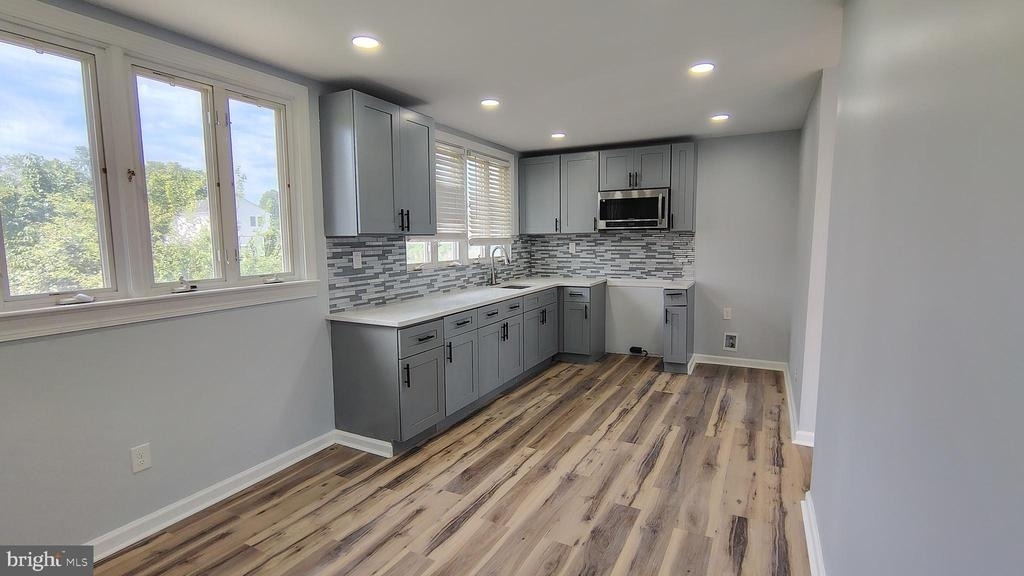 1000 Main Avenue - Photo 5