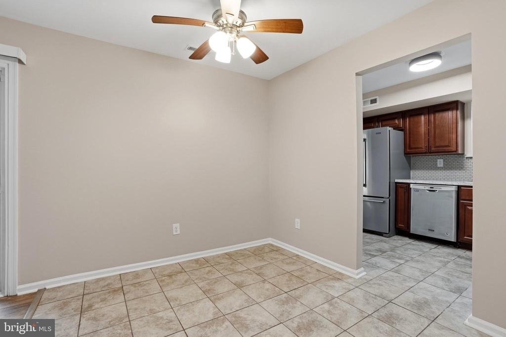 4546 Rosemarie Drive - Photo 5