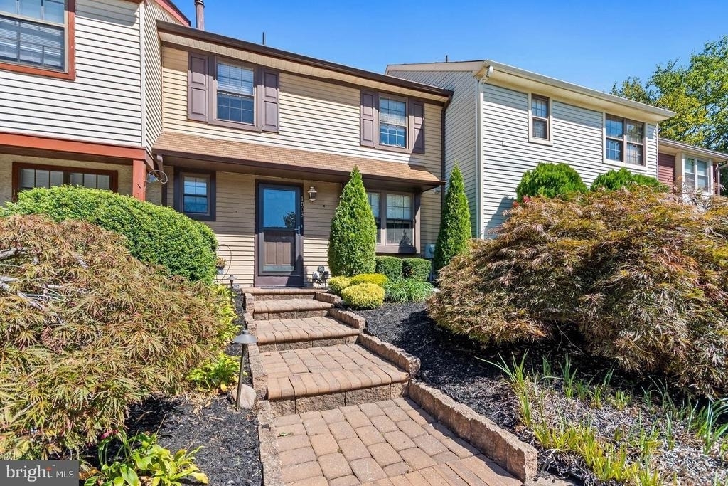 1003 Mulberry Court - Photo 1