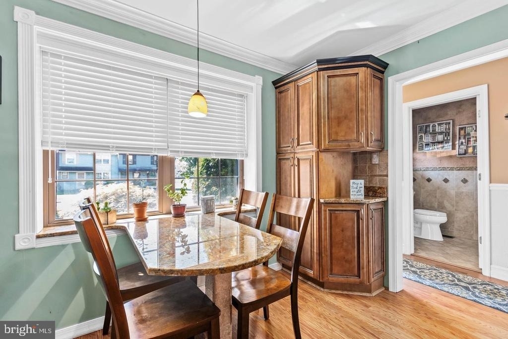 1003 Mulberry Court - Photo 2