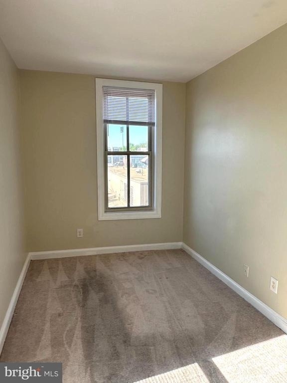 64 W Antietam Street - Photo 11