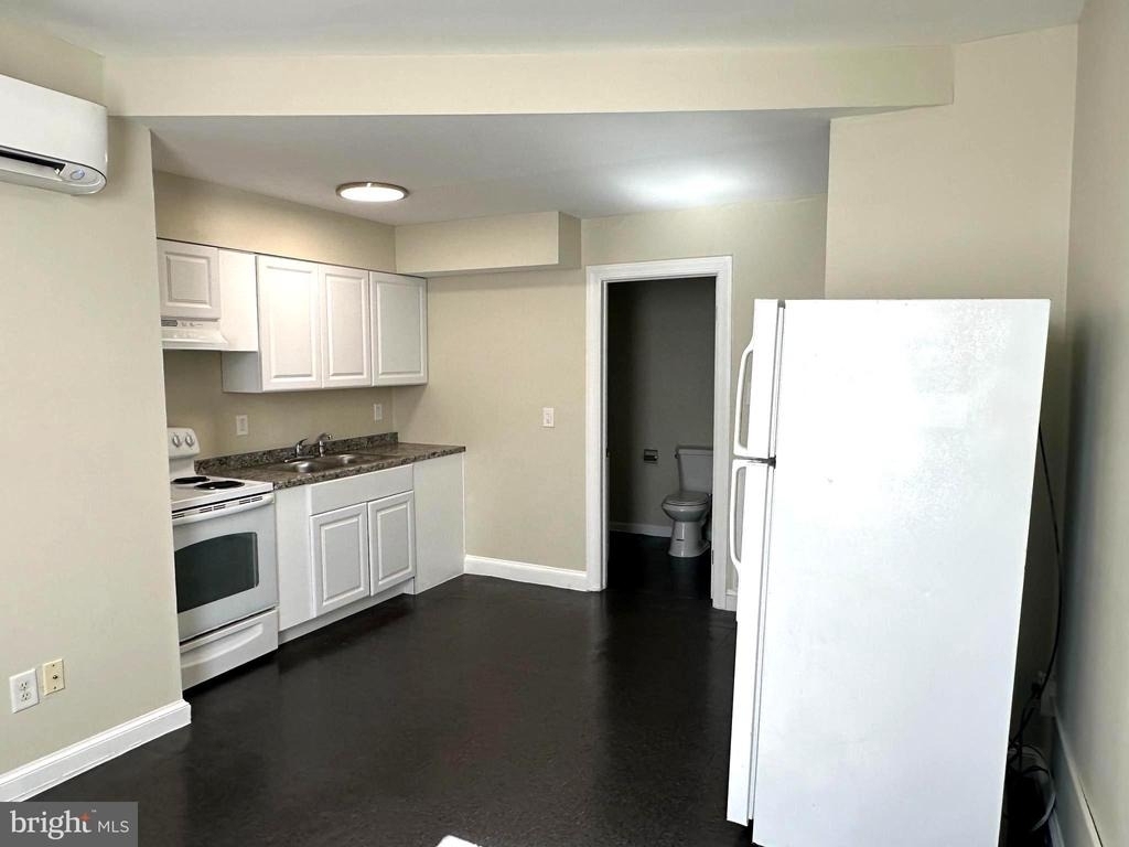 64 W Antietam Street - Photo 10