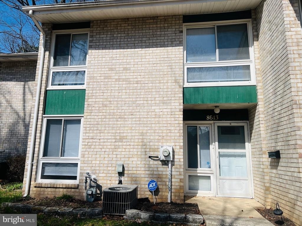 8613 Seasons Way - Photo 0