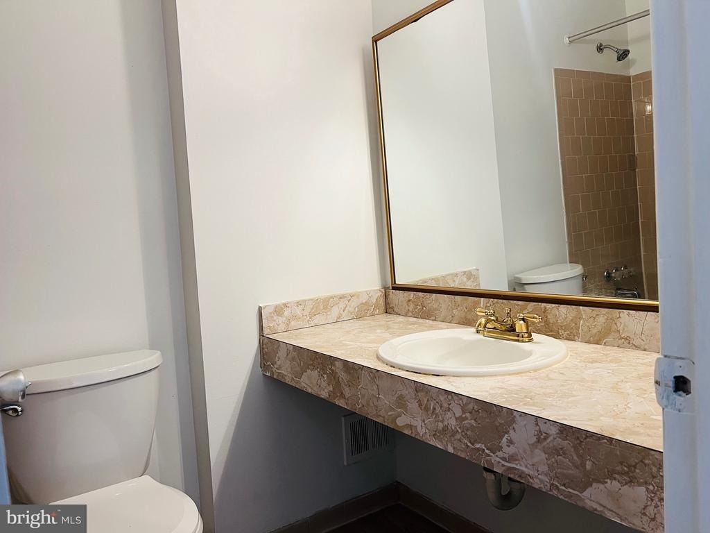 8613 Seasons Way - Photo 20