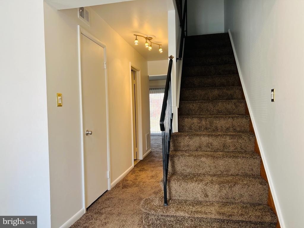 8613 Seasons Way - Photo 1
