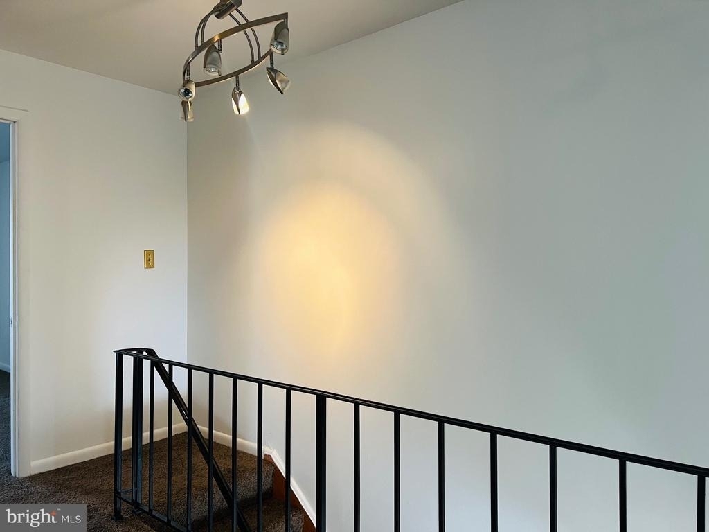8613 Seasons Way - Photo 27